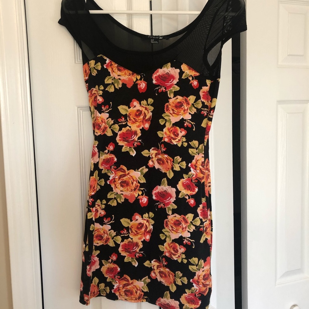 Floral bodycon mini dress